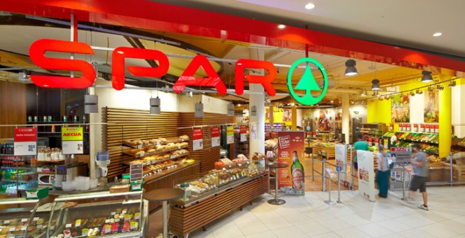 Entrada de una tienda SPAR